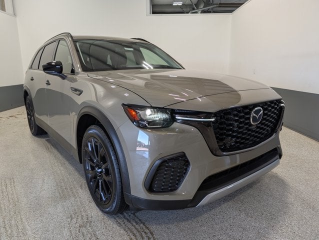 2026 Mazda Mazda CX-70 3.3 Turbo Premium AWD in Zircon Sand Metallic — front three-quarter view